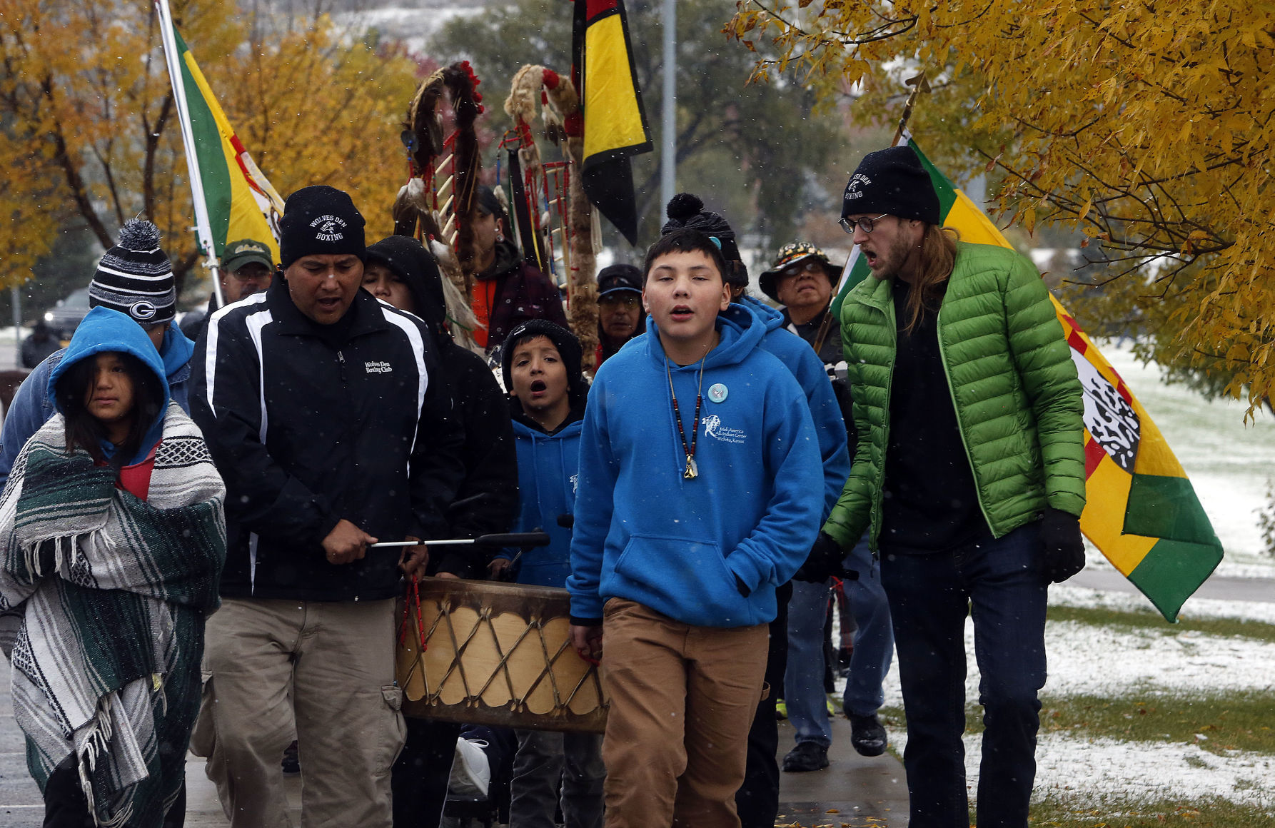 100918-nws-native008.JPG